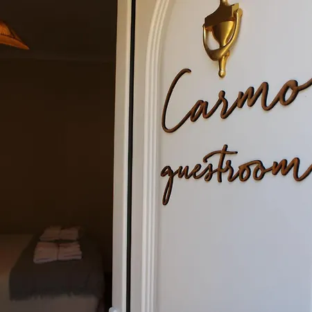 公寓 Carmo Guestroom *